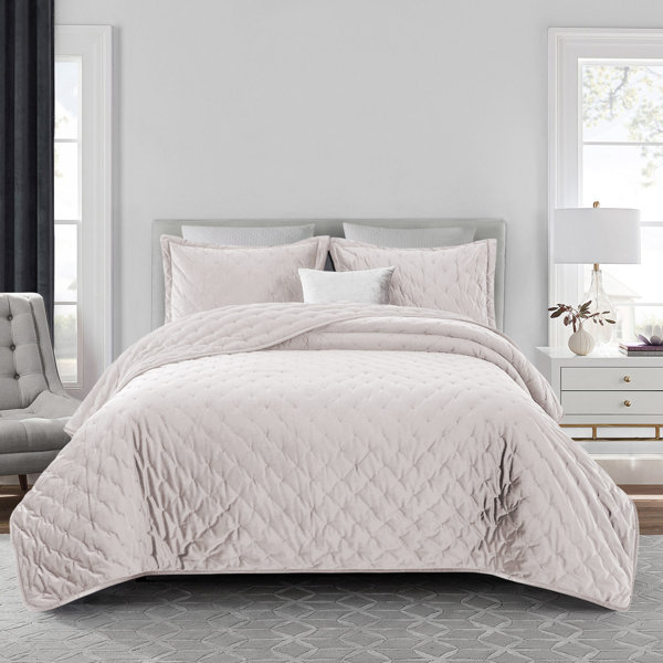 Isabelline Imperial Rooms Crushed Velvet Bedspread & Reviews Wayfair